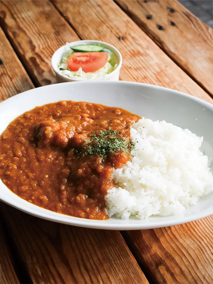 ホルモンスパイシーカレー
