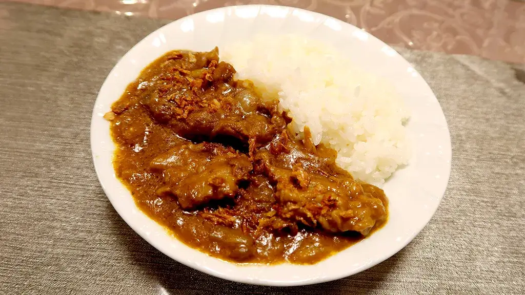 黒毛和牛牛すじたっぷりの酒粕カレー